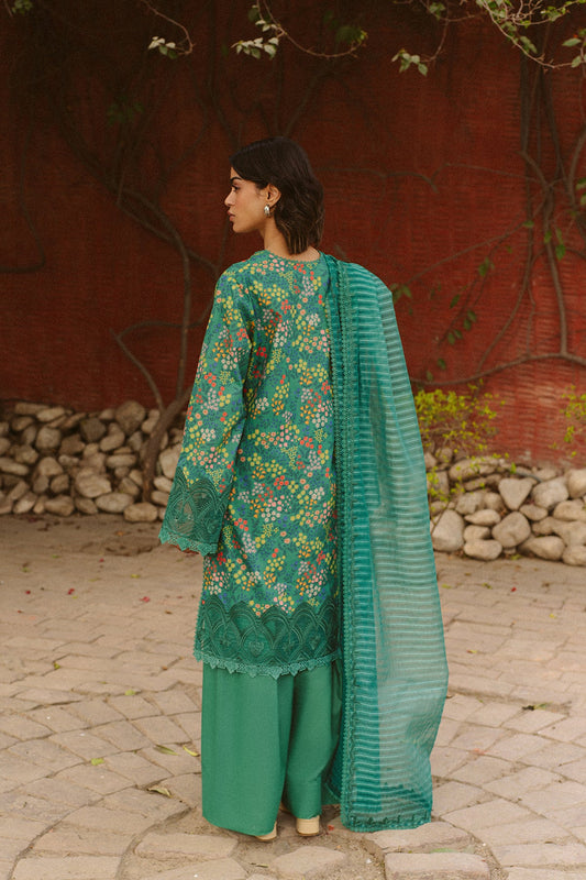 Back view of Ayzel Sanya AL-25-V10-05 elegant embroidered designer wear.